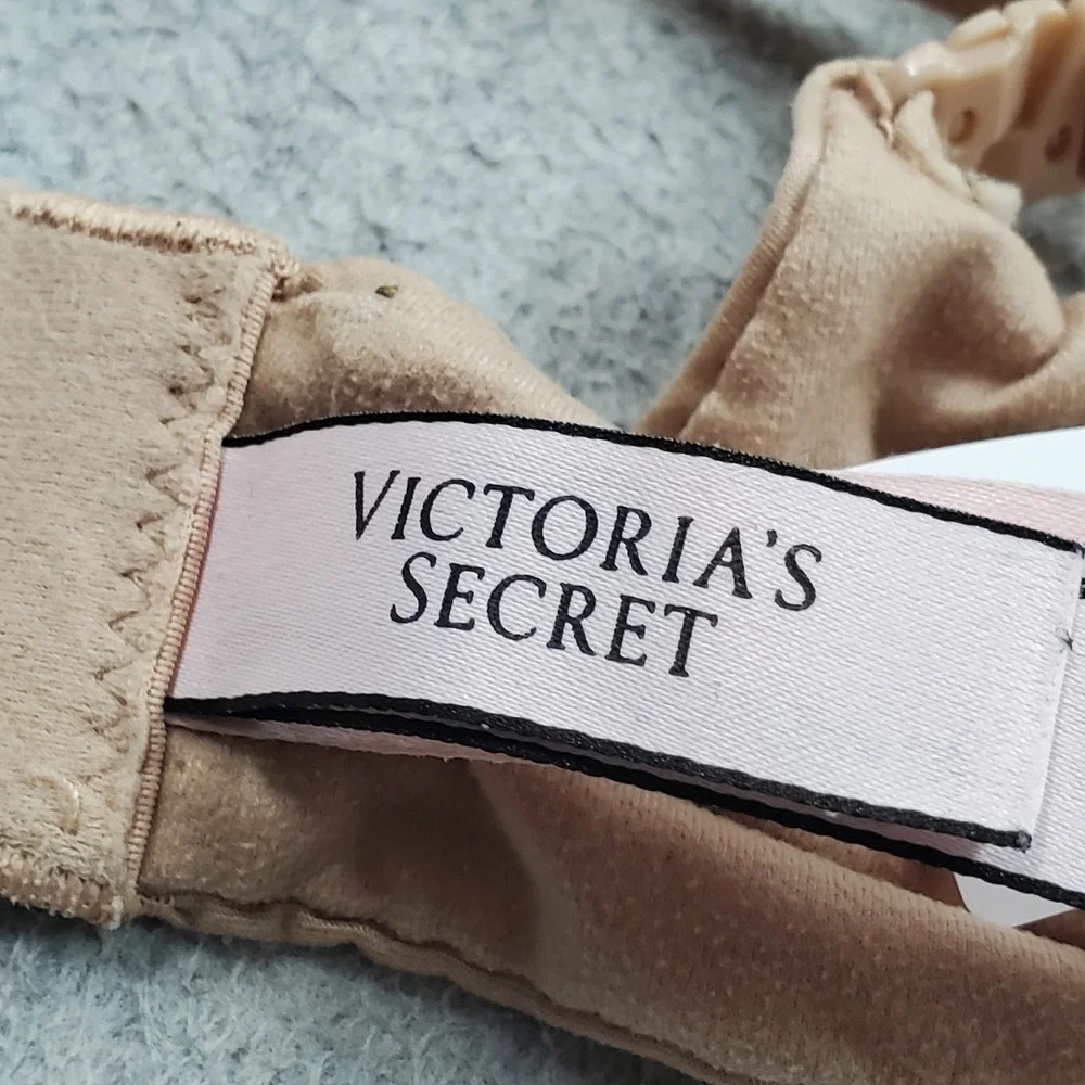 Victoria's Secret Women Bra 38C Beige Body By Victoria T Shirt Wireless